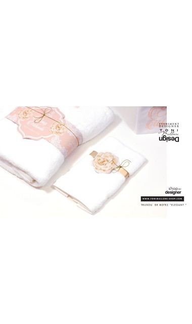Trusou de botez clasic brodat cumotive dantela in culoarea piersicii, Elegant Peach 12